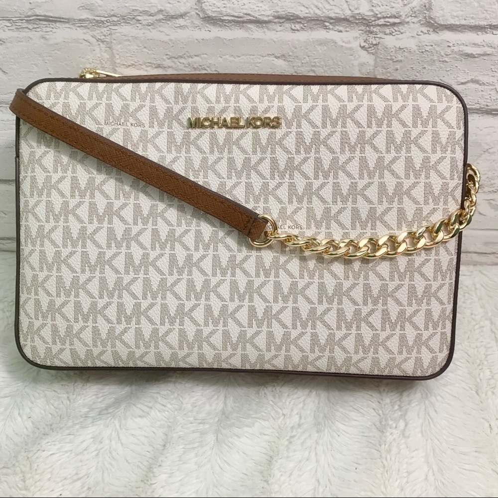 NWT Michael Kors Jet Set Crossbody - Picture 1 of 10